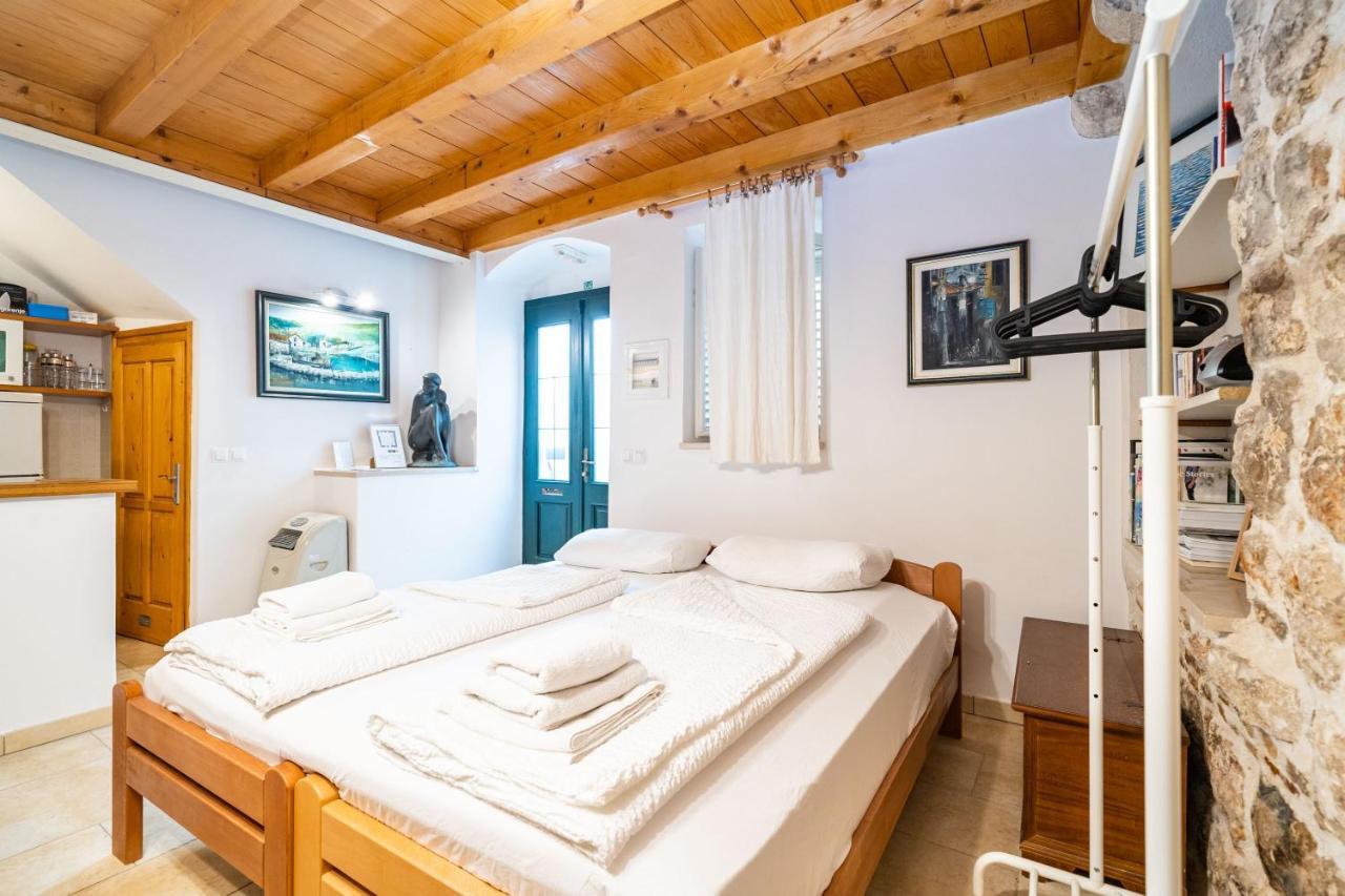 Studio Apartment Pupa دوبروفينك المظهر الخارجي الصورة